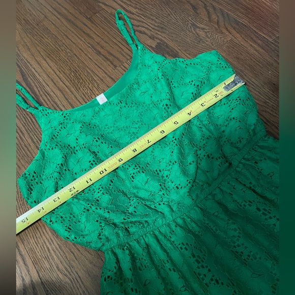 Green Summer/Spring Dress - Picture 4 of 5
